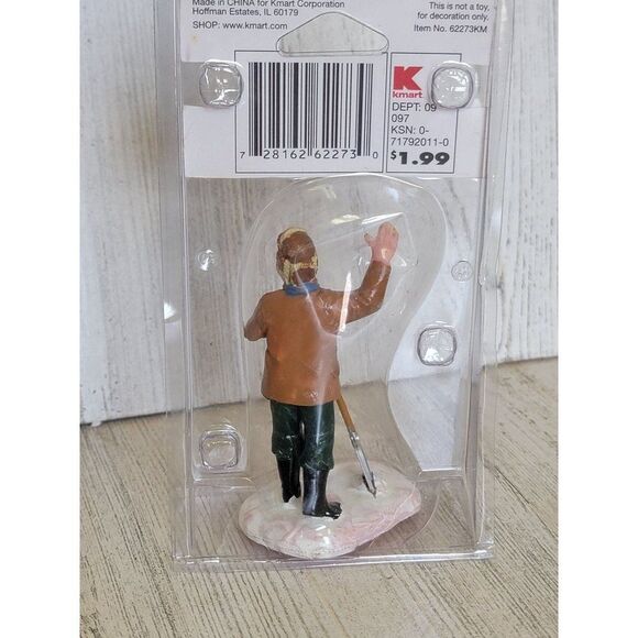 Lemax clearing the walk 2006 Coventry Cove Village accessory Xmas - Picture 4 of 6